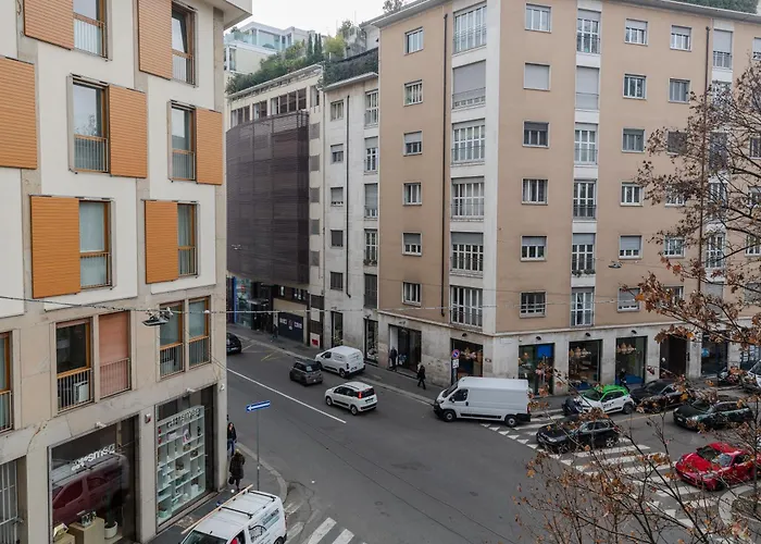 Arena Modern Apartment *